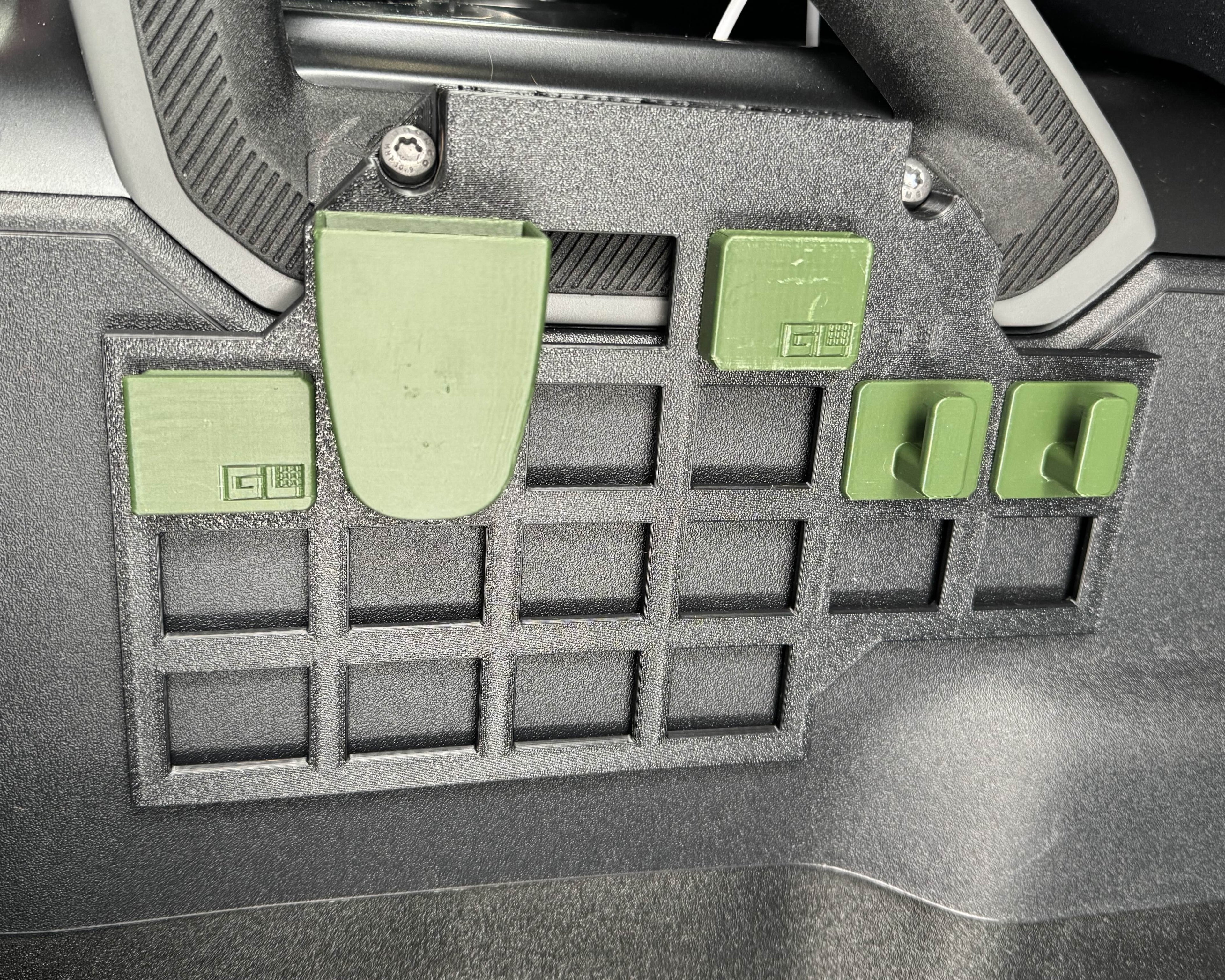 Hook adaptor - MOLLE attachment